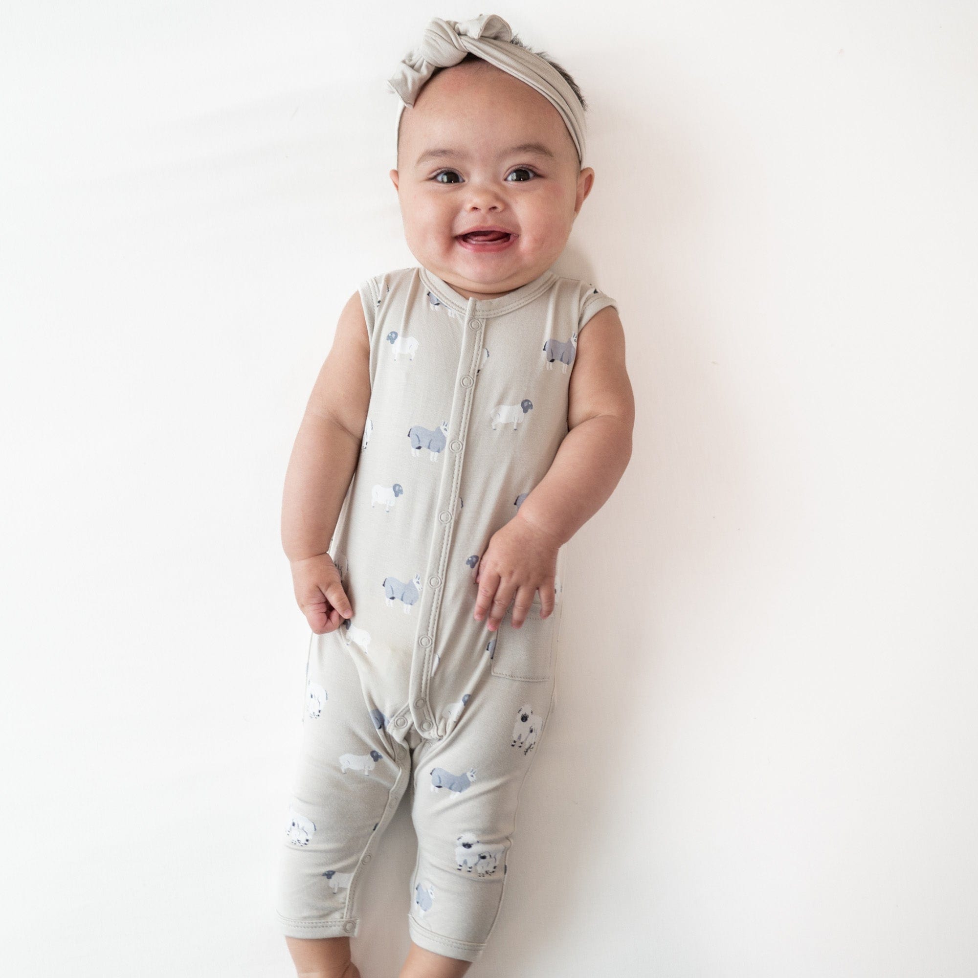 Kyte BABY Sleeveless Snap Romper Sleeveless Romper in Lamb