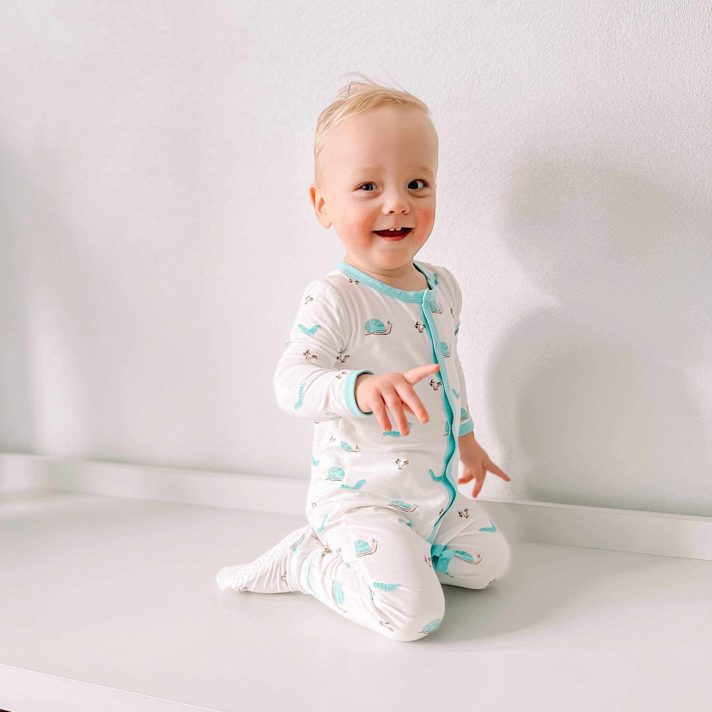 Kyte BABY Snap Footies Footie in Crawl