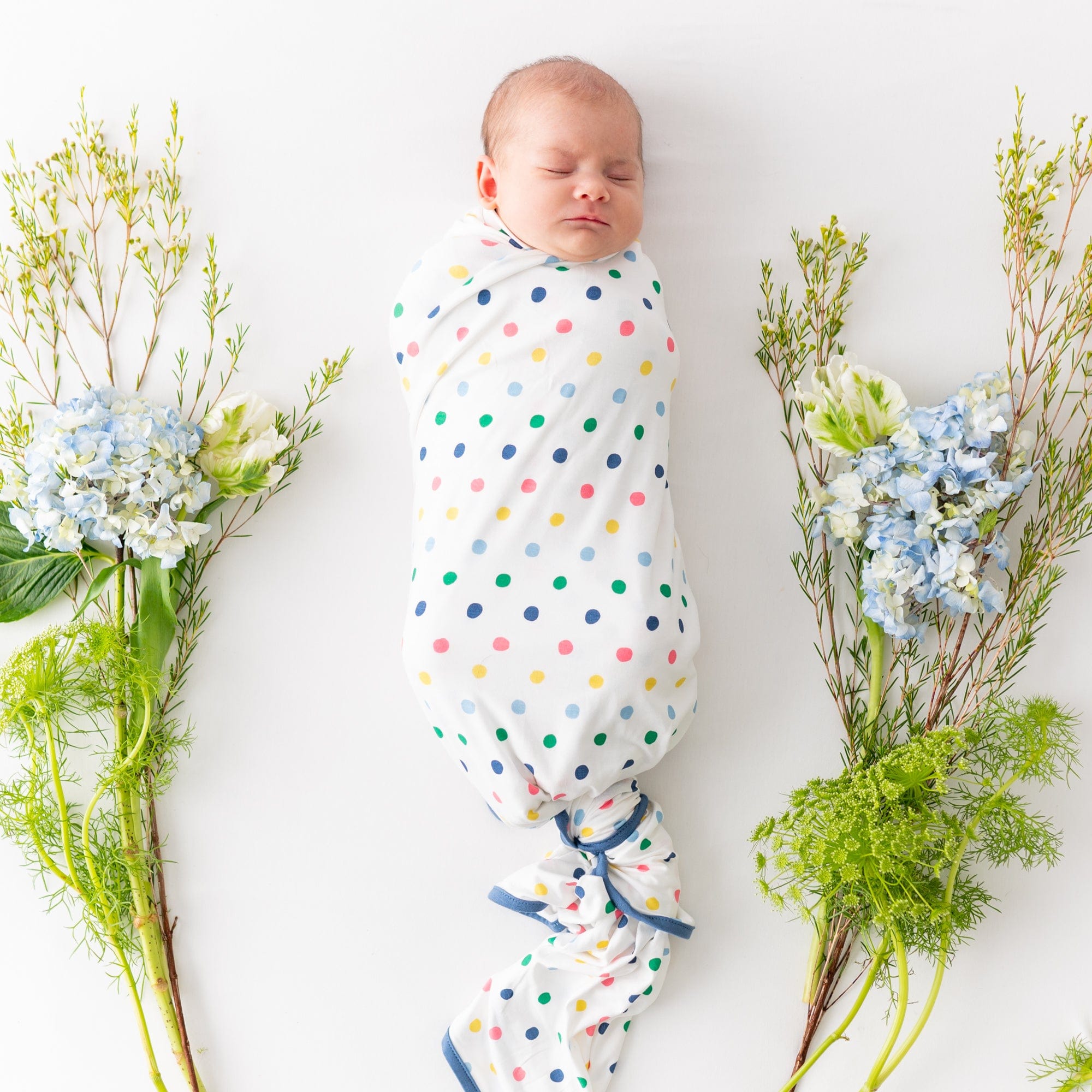 Kyte BABY Swaddle Spring Polka Dots / Infant Printed Swaddling Blanket in Spring Polka Dots