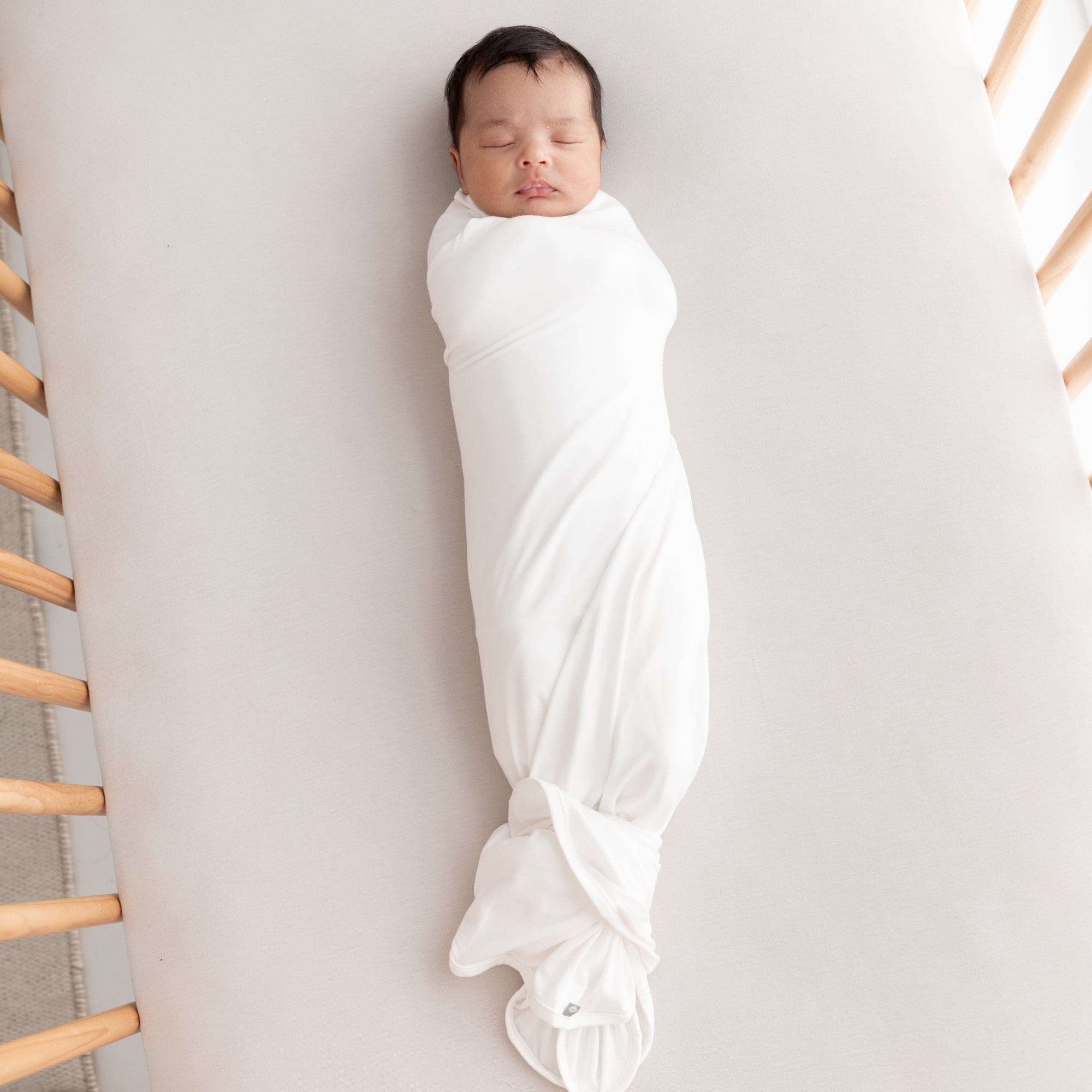 Kyte BABY Swaddling Blanket Cloud / Infant Swaddle Blanket in Cloud