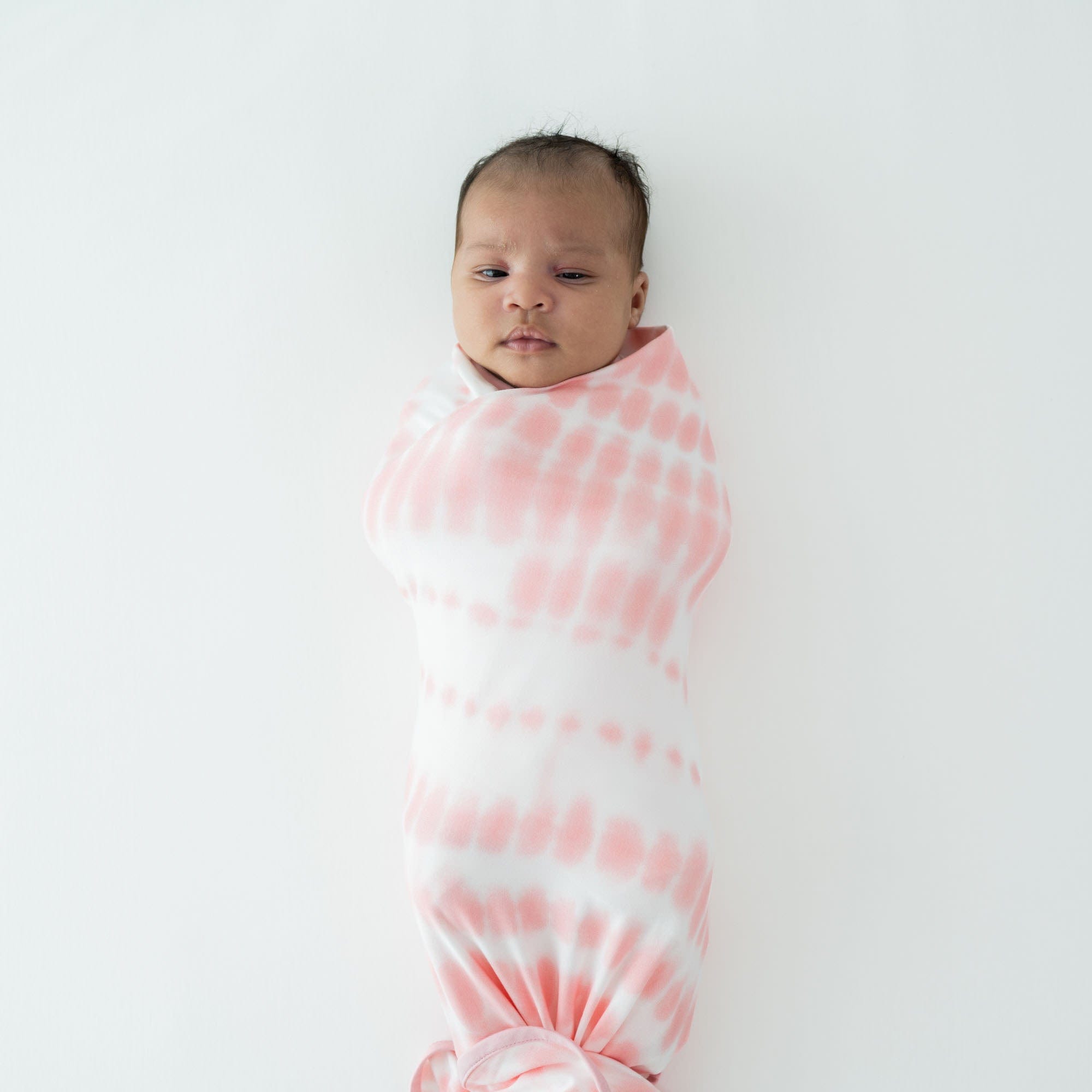 Kyte BABY Swaddling Blanket Crepe Rip Tide / Infant Swaddle Blanket in Crepe Rip Tide