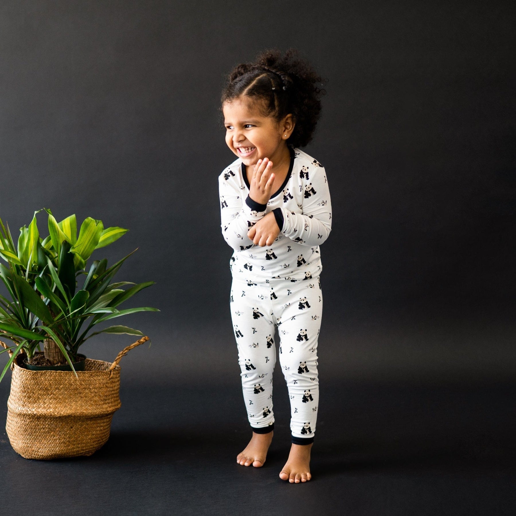 Kyte BABY Toddler Long Sleeve Pajamas Printed Toddler Pajama Set in Black and White Zen