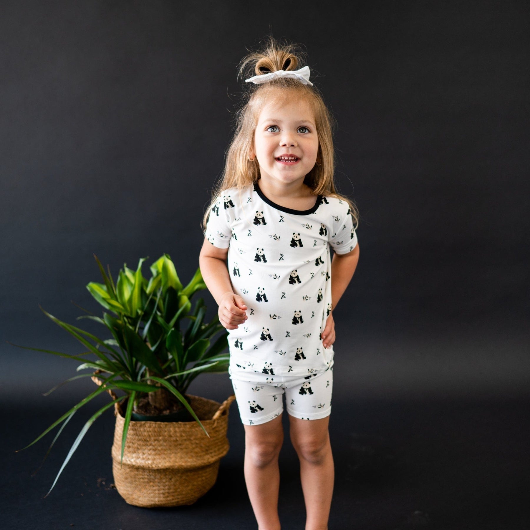 Kyte BABY Toddler Pajama Printed Short Sleeve Toddler Pajama Set in Black and White Zen