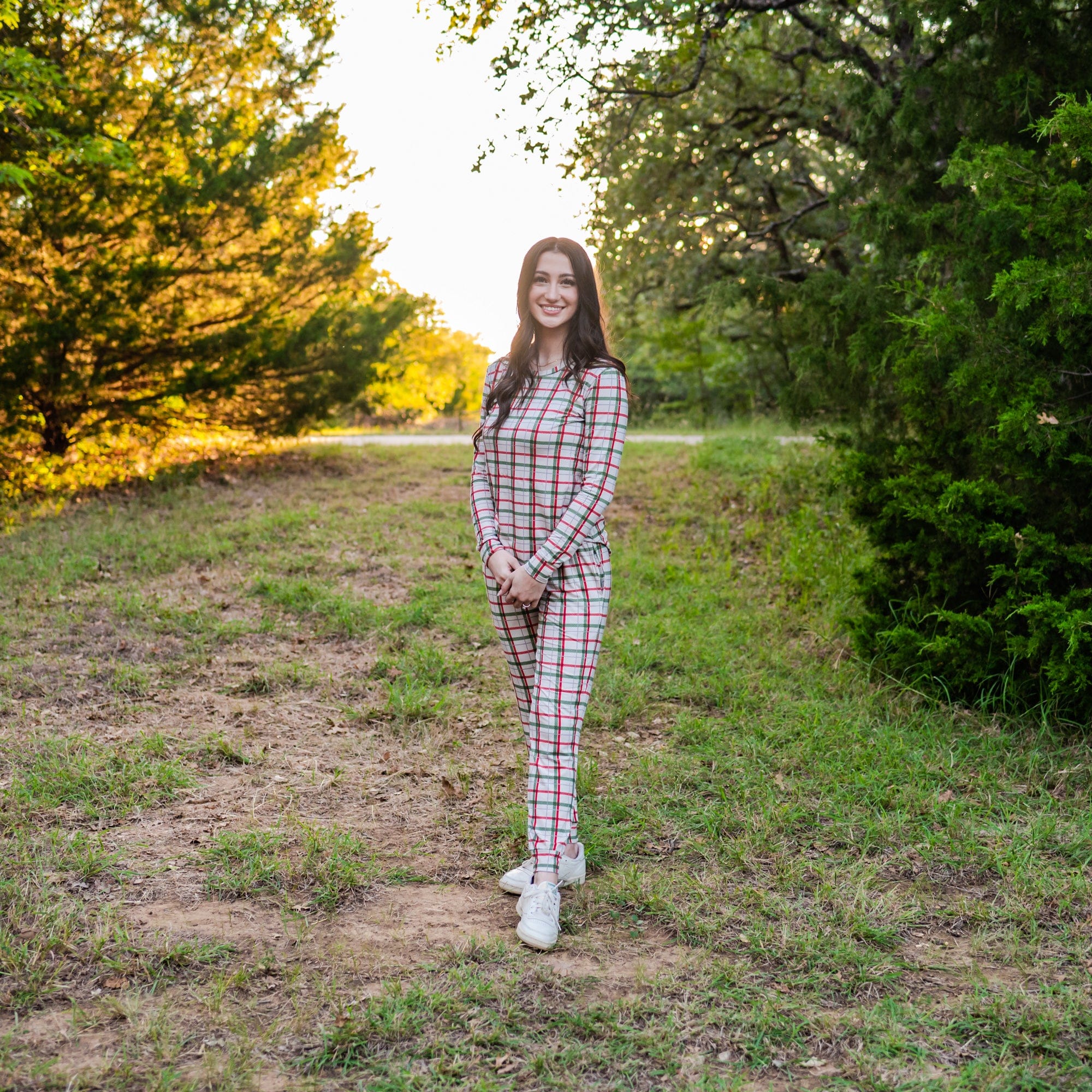 Kyte BABY Women's Jogger Pajama Set Women's Jogger Pajama Set in Hunter Plaid