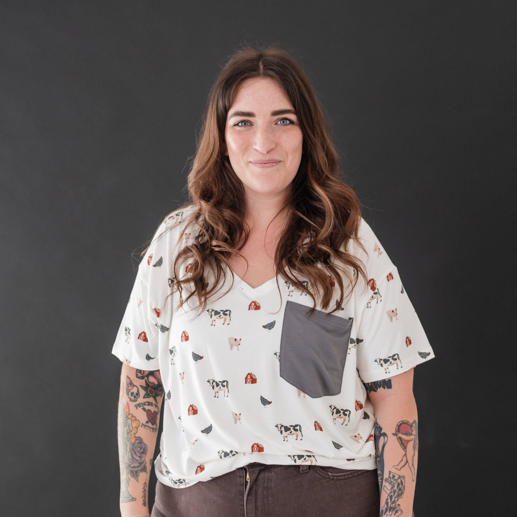 Kyte BABY Women's V-Neck Women’s Relaxed Fit V-Neck in Farm
